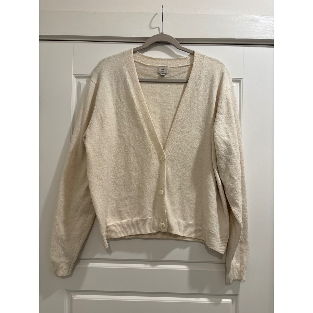 A New Day Cream V-Neck Button Front Cardigan Sweater Large Off White Knit